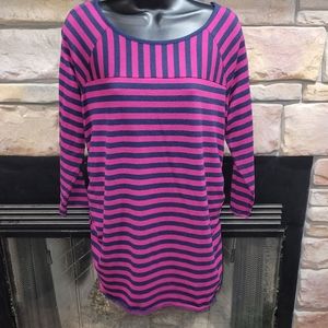 Liz Lange maternity 3/4 length striped top Size XL